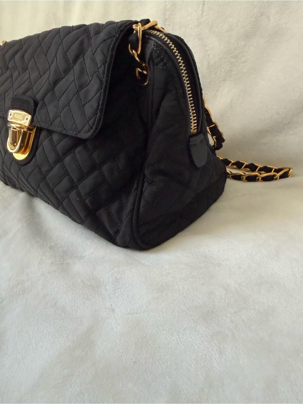PRADA Vintage Tessuto Quilted Black and Gold Nylon Bag - Picture 12 of 12
